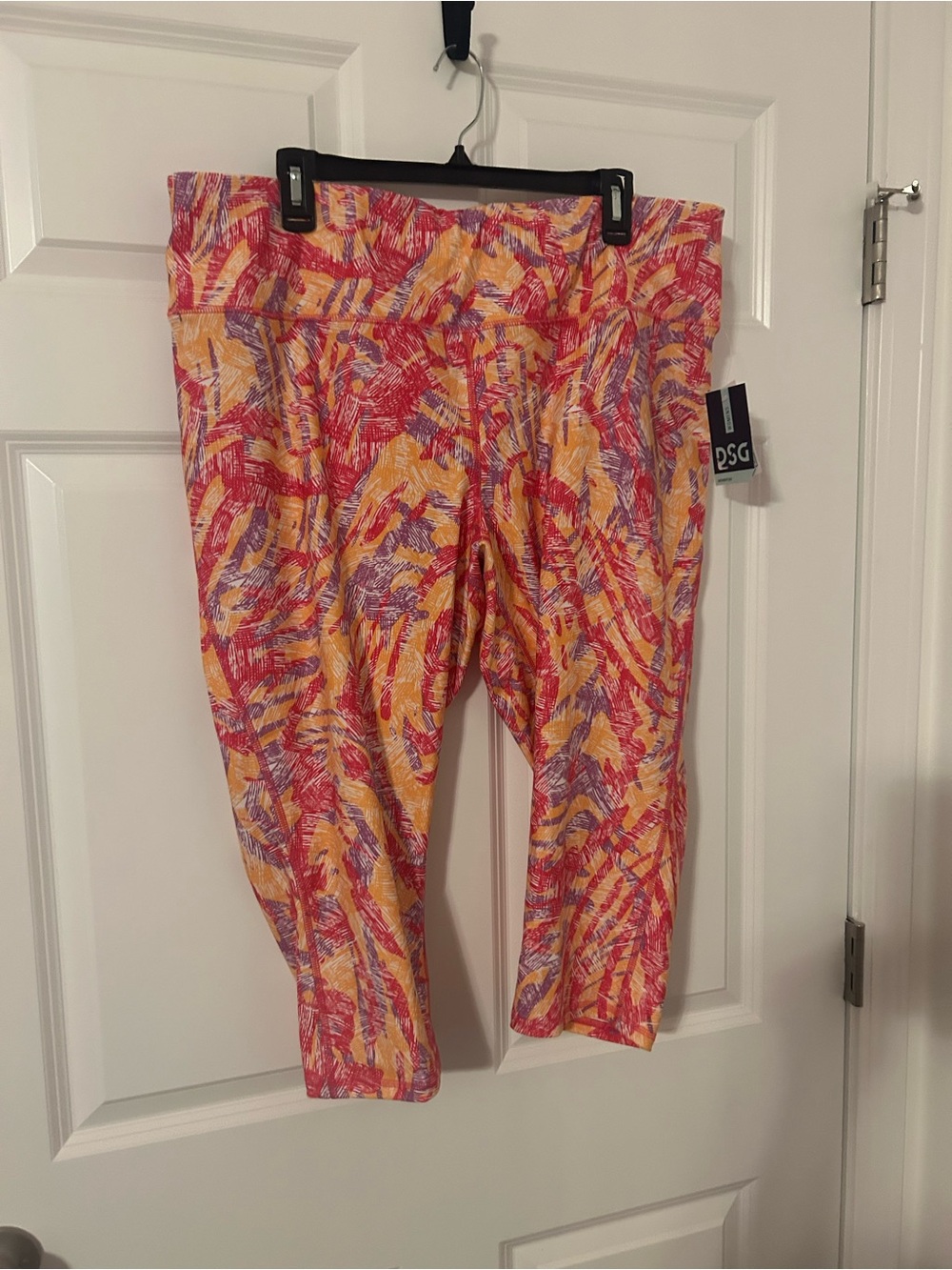 DSG Girls Pink Yellow & Purple Abstract Capri Leggings NWT